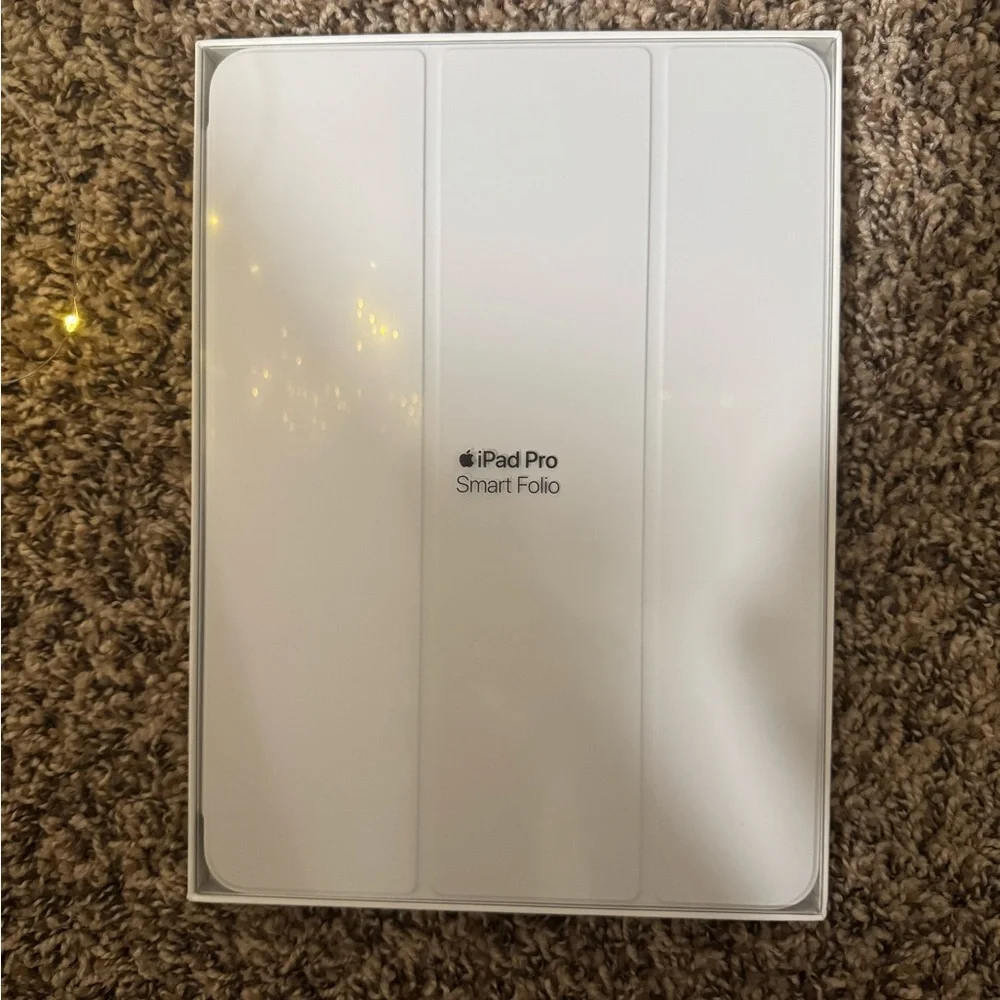 Apple iPad Pro Smart Folio - White